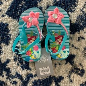 Little mermaid sandals size 7/8 (toddler)
